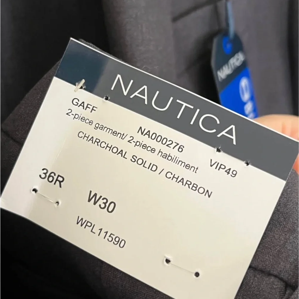 NWT Nautica Men's Modern-Fit Bi-Stretch Suit in Charcoal Solid